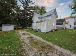 214 N Main St, Munith, MI 49259