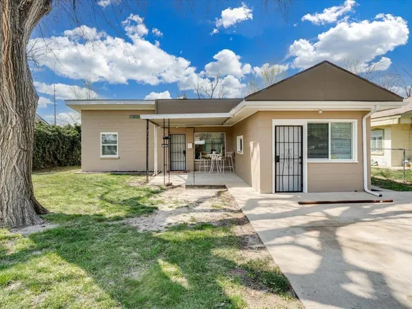 1933 S Fern Ave, Wichita, KS 67213