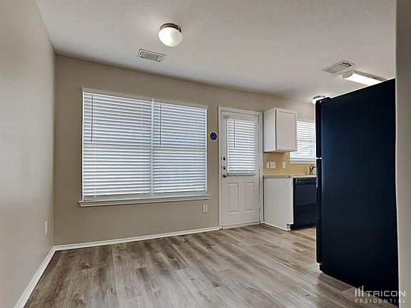 5th image of 17206 Hawks Landing Dr