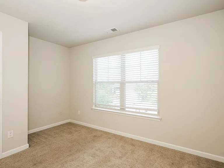 125 Magnaview Dr — Photo 12