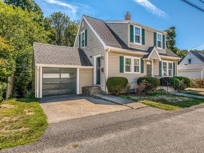 1 Columbia Ter, Dedham, MA, 02026