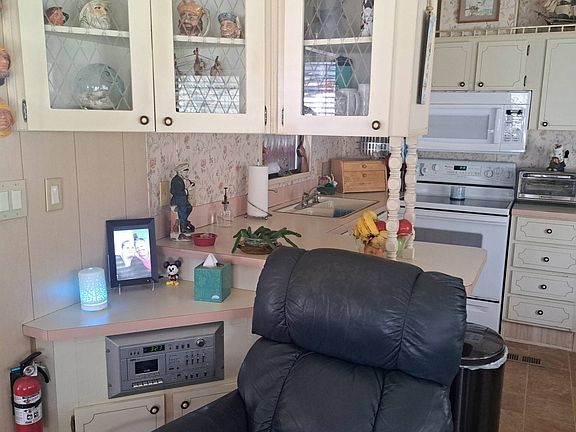 4th image of 34408 State Road 54 #245