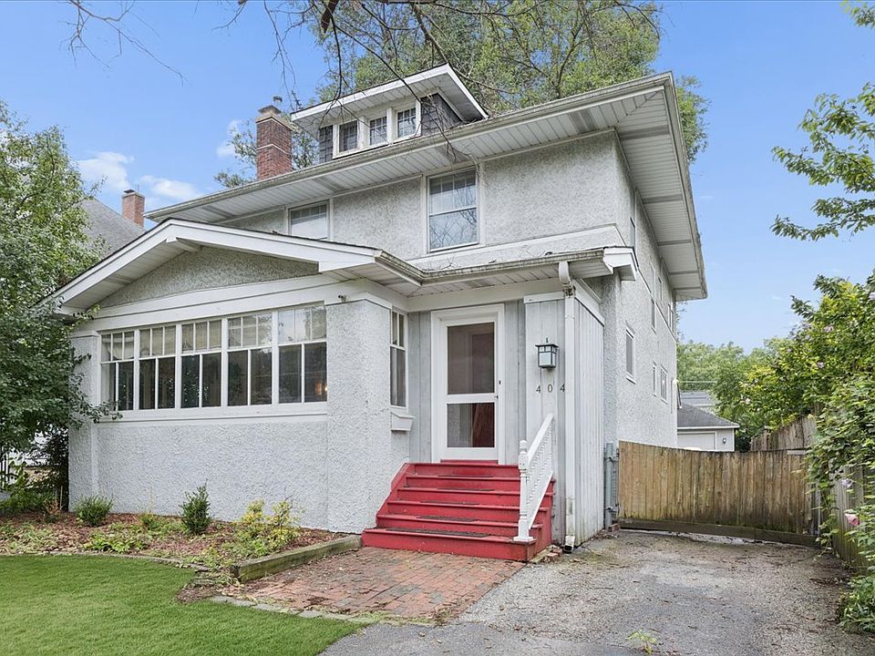 1st image of 404 S Brainard Ave