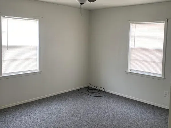 1002 Bergin St, Sulphur Springs, TX 75482
