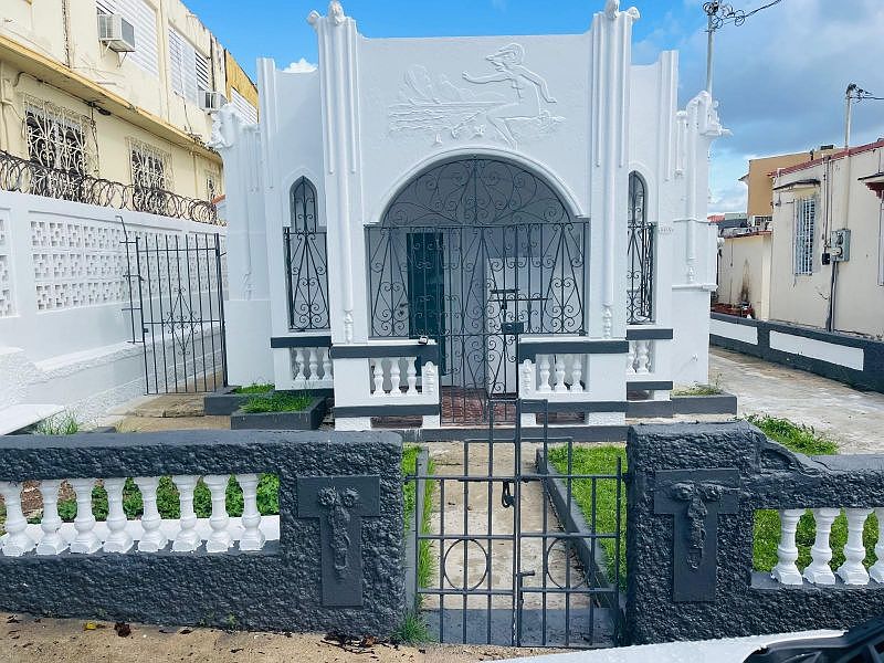 1st image of Calle Jose S Quinones #505