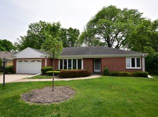 1957 Fenton Ln, Park Ridge, IL 60068