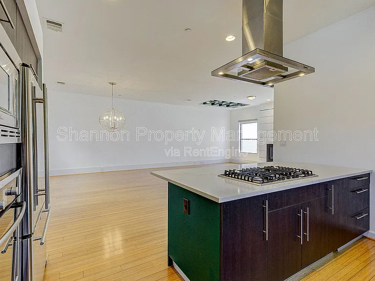 113 Tuam St — Photo 8