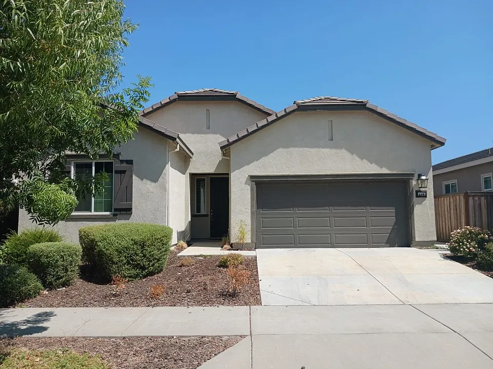 440 Dnieper River Way #330
