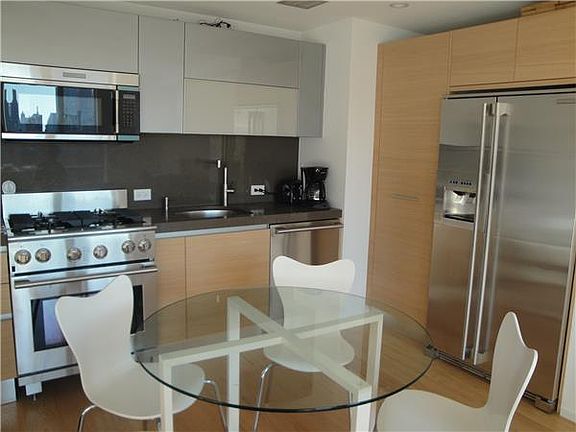 3rd image of 2280 Frederick Douglass Blvd #6G