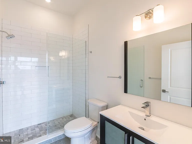 1129 Germantown Ave #4C — Photo 15