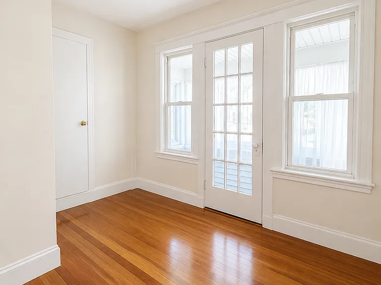 114 Sycamore St #2 — Photo 7