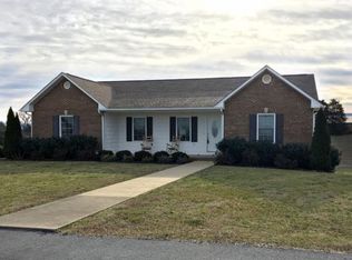 250 Whispering Ridges Rd, Greeneville, TN 37743