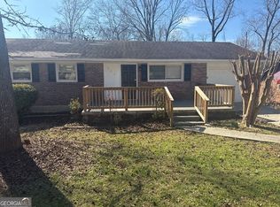 521 Fielding Cir, Riverdale, GA