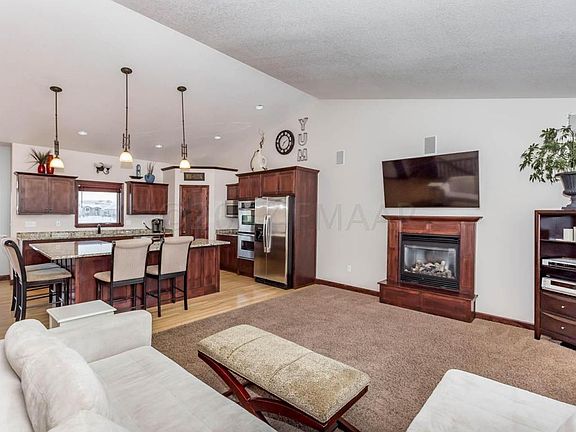 5th image of 3523 Loberg Dr