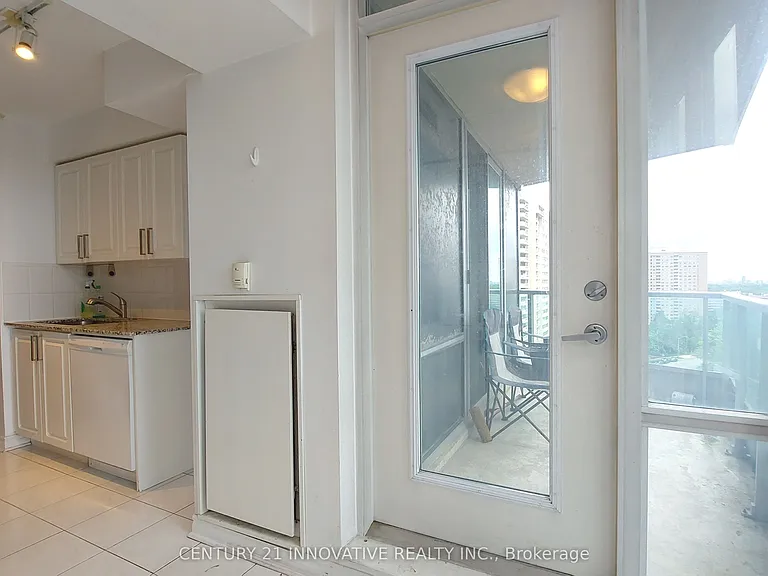 33 Elm Dr W #1012 — Photo 9