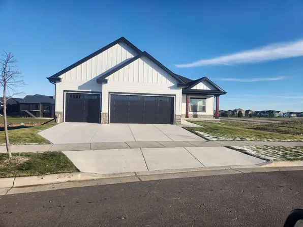 904 Travis Larson, Waunakee, WI 53597