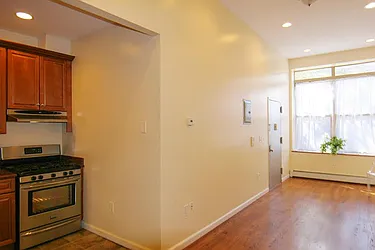 Rented by Willie Kathryn Suggs, LREB