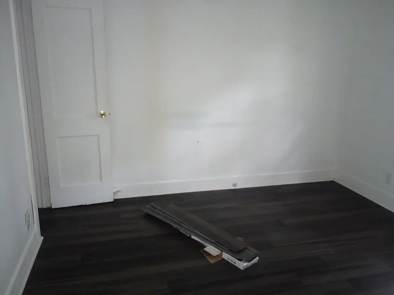 111B N Bell St — Photo 6