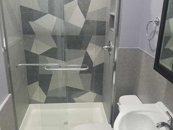 5th image of 452 Wayne St APT 5