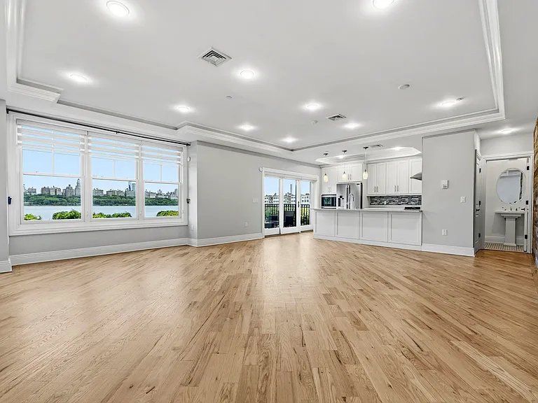 30 Marquis Ct — Photo 3