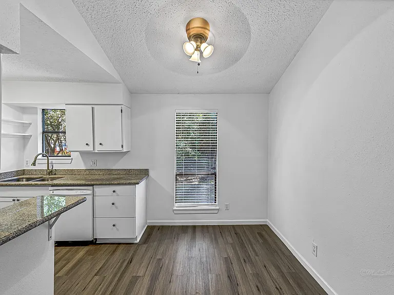 32B E Rivercrest Dr — Photo 10
