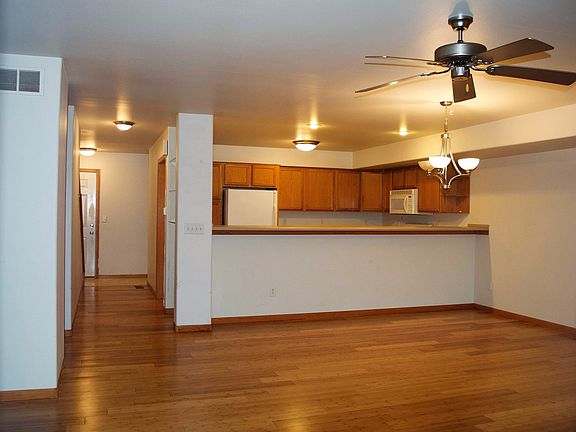 2nd image of 4421 E Court St