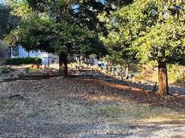 128 Hilton Dr, Applegate, CA 95703