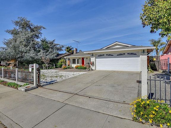 3rd image of 3133 Barletta Ln