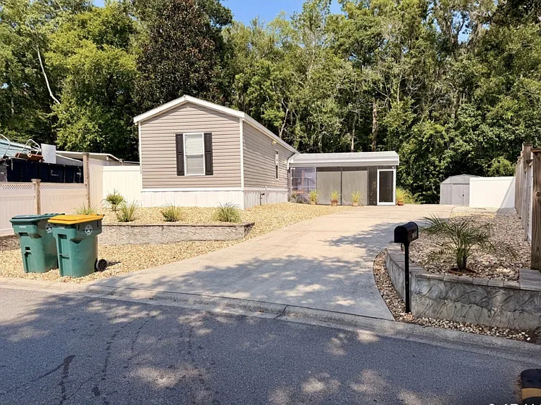 11027 Creekwood Dr — Photo 7