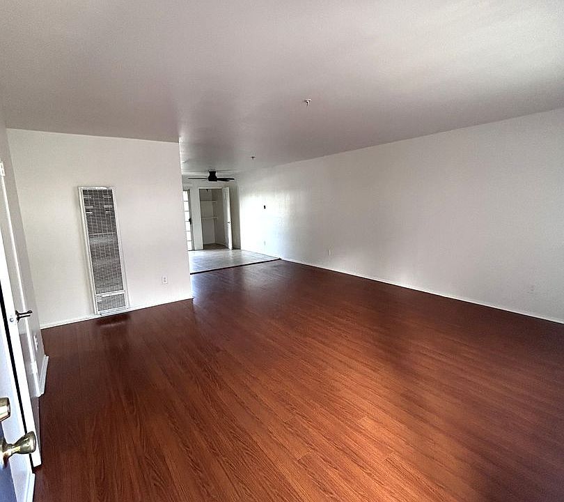 1st image of 2611 Virginia Rd APT 11