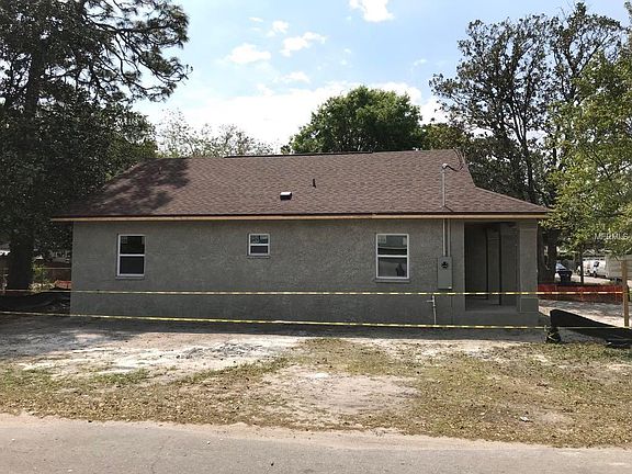 4th image of 9319 N 19th St