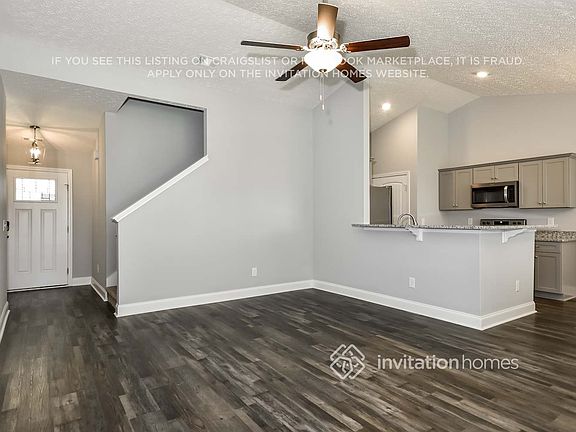 4th image of 805 Cedar Ln