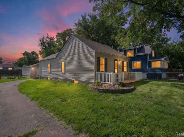 1446 Norris St, Westland, MI 48186