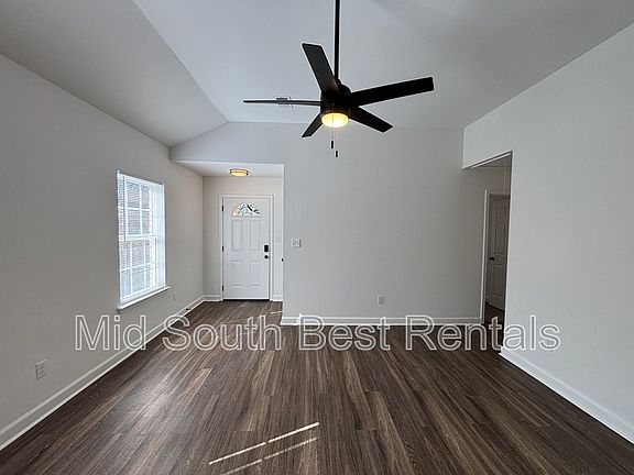 2nd image of 2215 S Valentine St