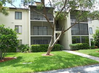 1871 Pine Ridge Way W APT E1, Palm Harbor, FL 34684