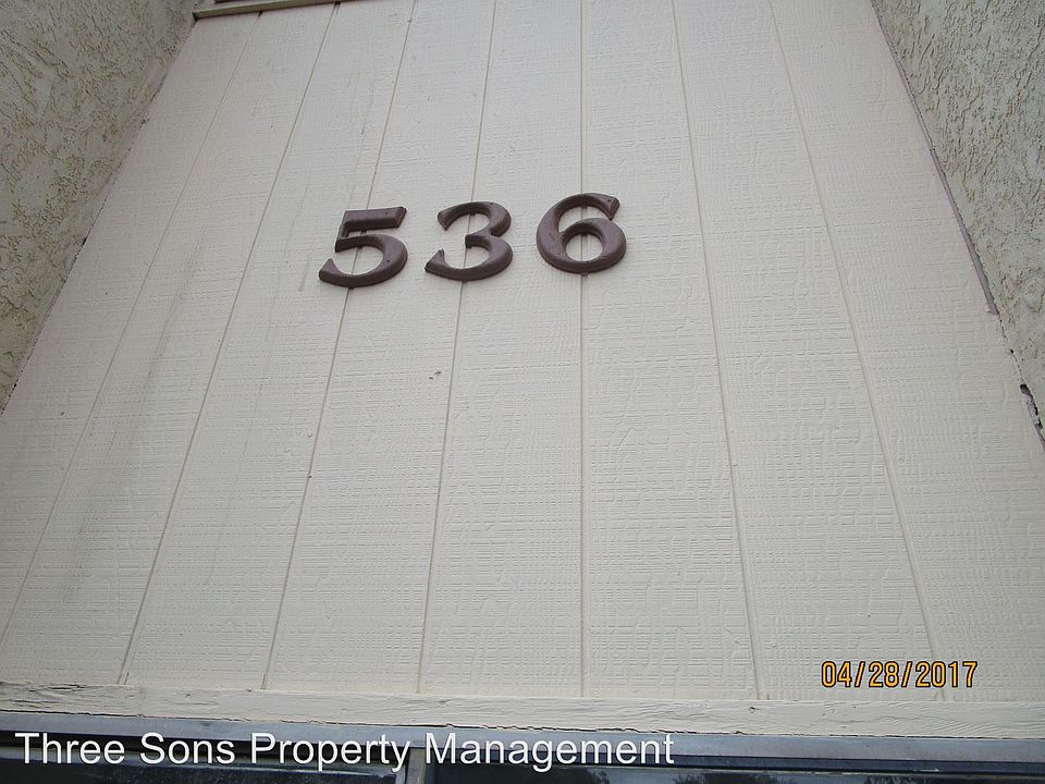 1st image of 536 Palomas Dr SE APT C