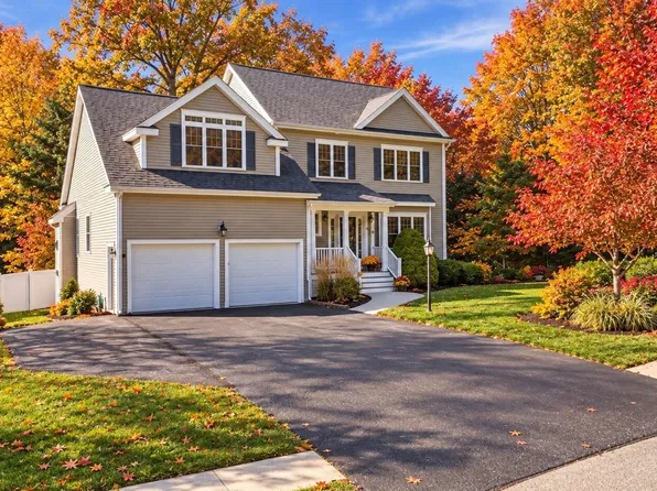 19 Brookmeadow Ln, South Grafton, MA 01560