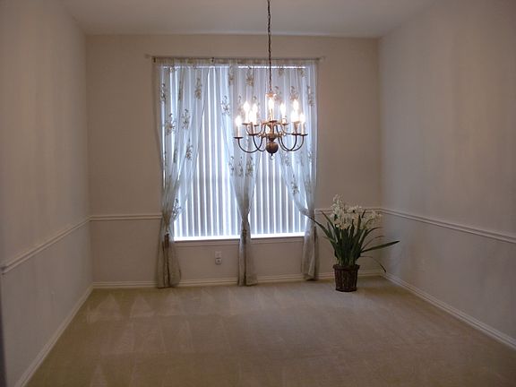Formal Dining