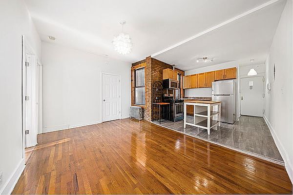 1st image of 256 Pacific St #4E
