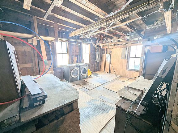 27th image of this home