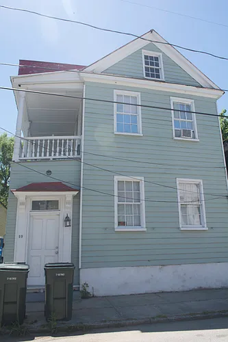 59 Hanover St #A Photo 1