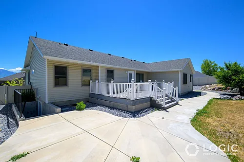 3987 S Lake Mountain Dr #DOWNSTAIRS Photo 1