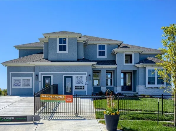 2461 W 176th St, Overland Park, KS 66085