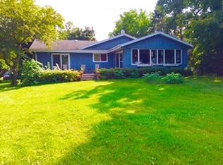 W3012 Longview, Omro, WI 54963