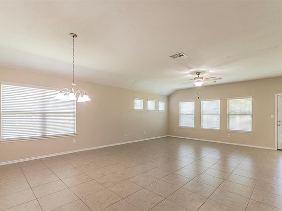 3rd image of 18404 Drecker Springs Ln