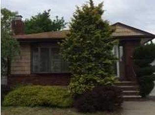 152 Seidman Ave, Staten Island, NY 10312
