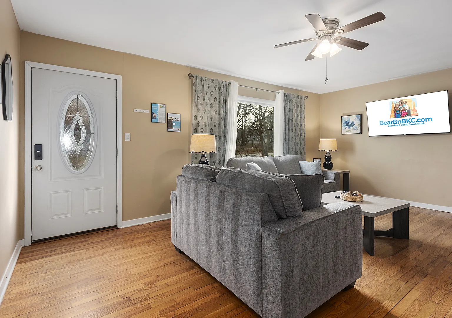 4 bed, 1236 sqft, $4,500 — Photo 4