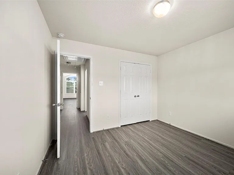 1431 Orchid Dr — Photo 14