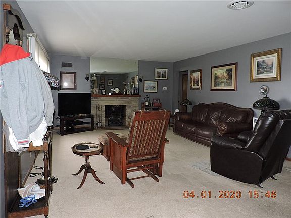 2nd image of 323 S Cedarwood Dr