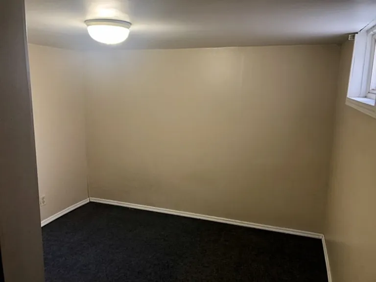462 Aulneau St #3 — Photo 3